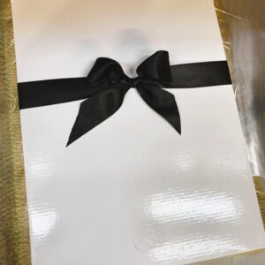 Sparkling & Chocolate Gift Box